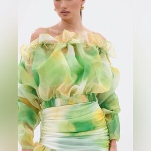 NWT AKIRA Green printed Off-Shoulder blouse size S